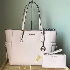 🌼Michael Kors Set